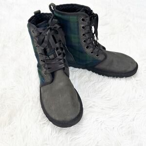 UGG Plaid Lace Up Boots Black Green Women’s Size 7 Shearling Lined argyle